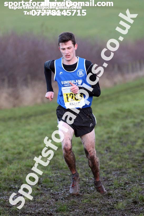 Senior mens Start Fitness NEHL, Herrington Country Park, near Sunderland. Photo:  David T. Hewitson/Sports for All Pics